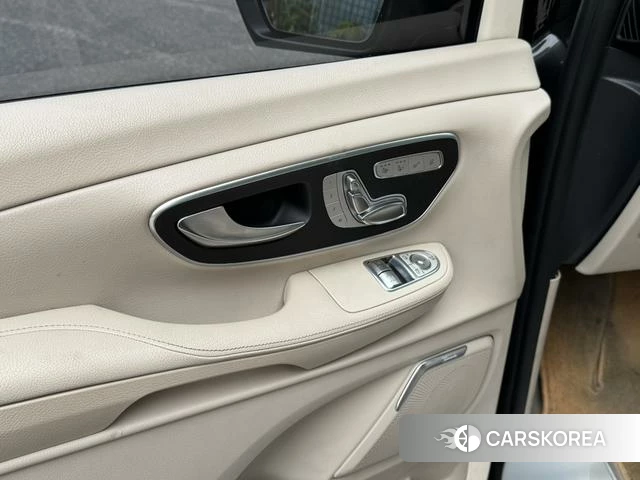 Mercedes-Benz V-class id 4211074 из Китая 15
