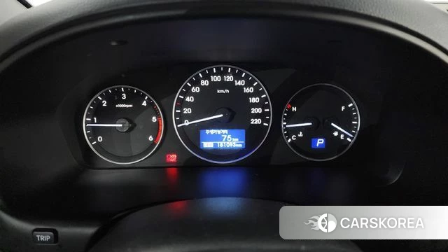 Hyundai The New Grand Starex id 4483429 из Кореи 27