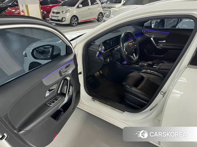 Mercedes-Benz A-Class W177 id 3833278 из Кореи 16