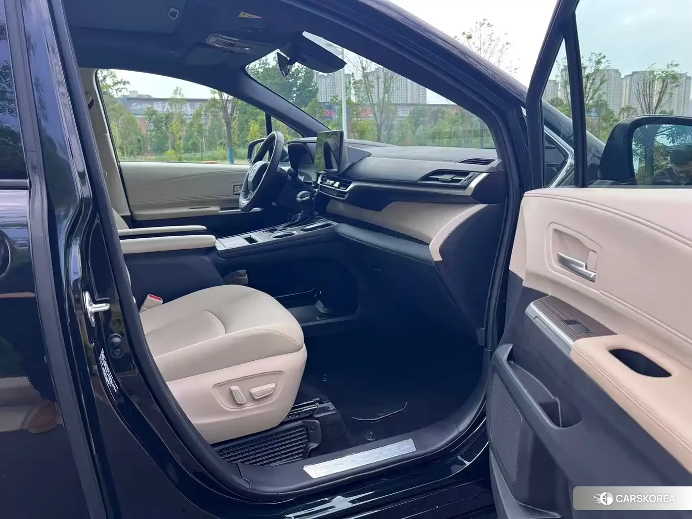 Toyota Grevia id 4577861 из Китая 16