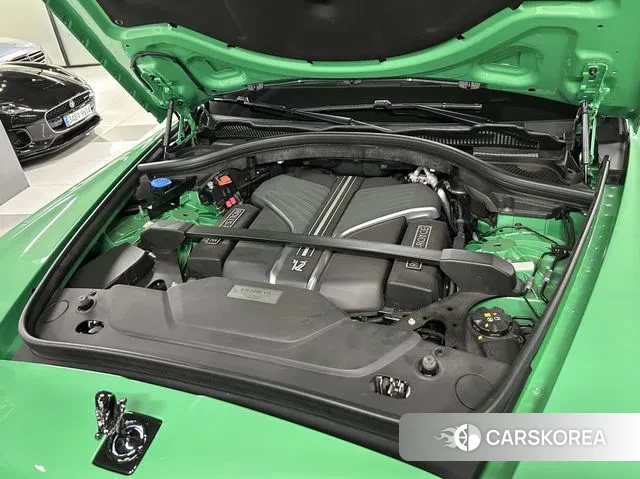 Rolls-Royce Cullinan id 3550335 из Кореи 17