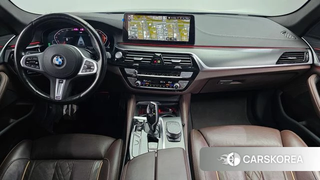 BMW 5 Series (G30) id 3818022 из Кореи 17