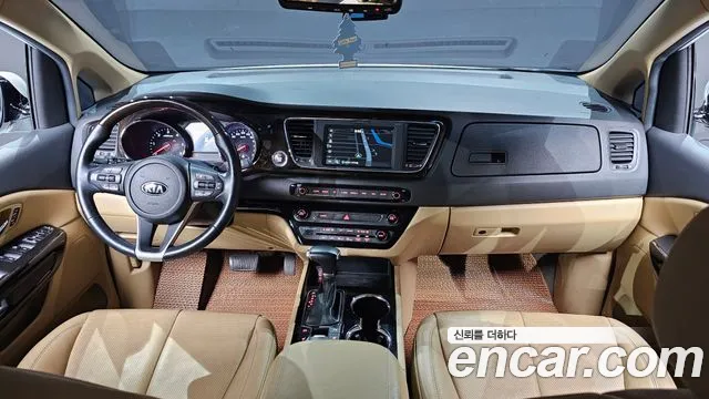 Kia The New Carnival id 2269875 из Кореи 17