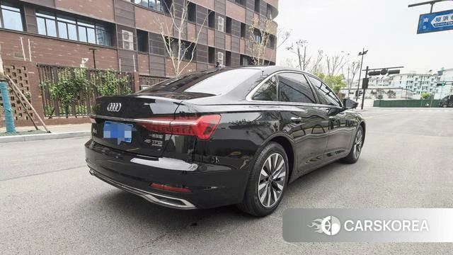 Audi A6L id 4275630 из Китая 13