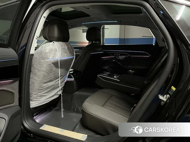 Audi A8 id 4258279 из Китая 12
