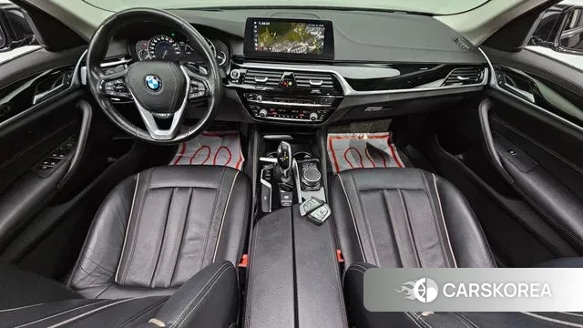 BMW 5 Series (G30) id 3748739 из Кореи 17