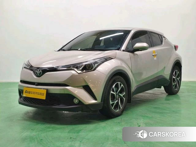 Toyota C-HR id 4210227 из Китая 17