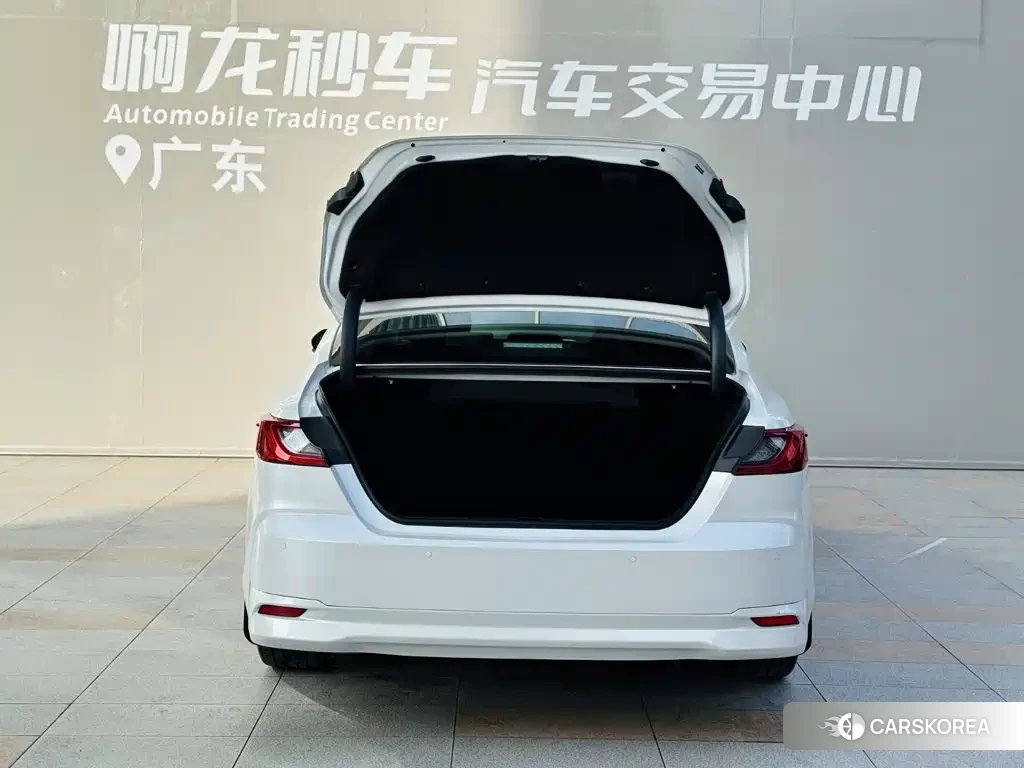 Toyota Camry id 4634815 из Китая 19