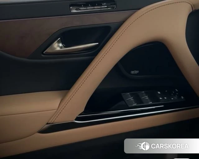 Lexus LX id 4259836 из Китая 9