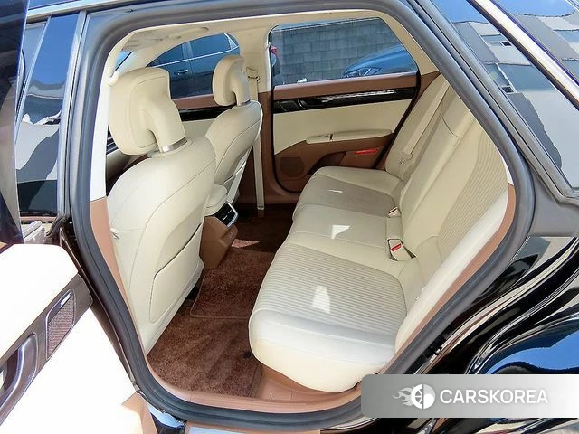 Hyundai Grandeur Hybrid (GN7) id 3832019 из Кореи 17