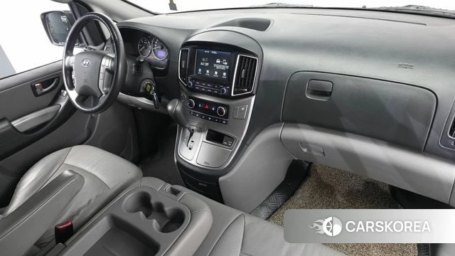 Hyundai The New Grand Starex id 3965363 из Кореи 17