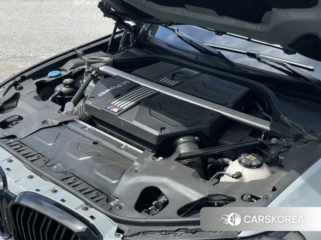 BMW X4 M id 4335862 из Китая 12