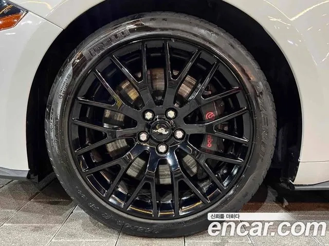 Ford Mustang id 2946405 из Кореи 17