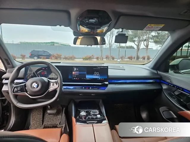 BMW 5 Series (G60) id 3739551 из Кореи 14