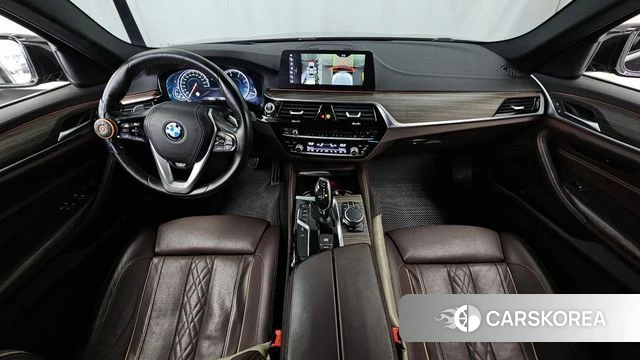 BMW 5 Series (G30) id 3937205 из Кореи 17