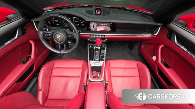 Porsche 911(992) id 4337958 из Кореи 17