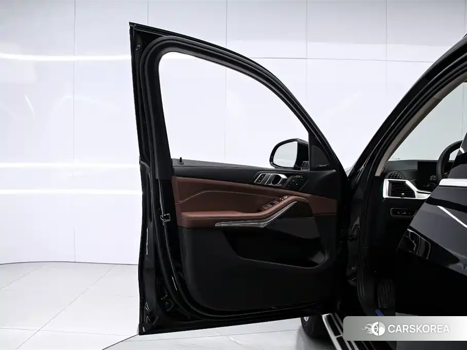 BMW X7 id 4653898 из Китая 13