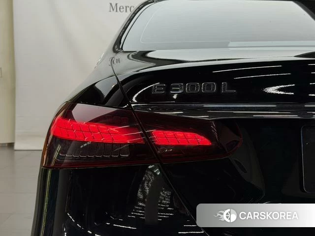 Mercedes-Benz E-class id 4279237 из Китая 14