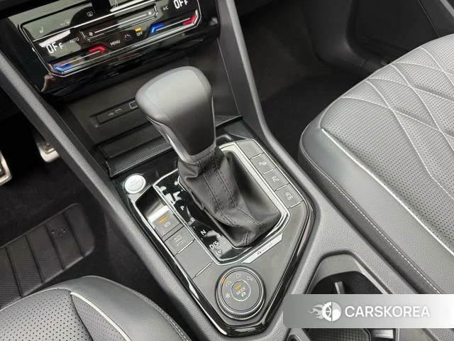 Volkswagen Tiguan L id 4260065 из Китая 15