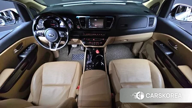 Kia The New Carnival id 3460148 из Кореи 17