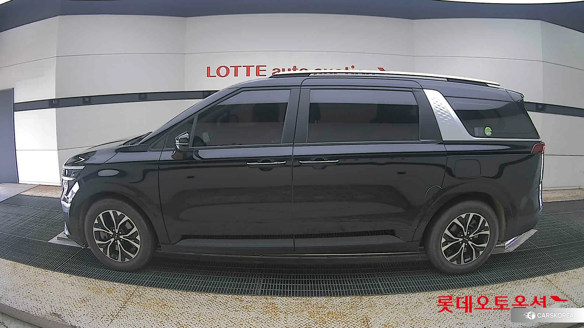Kia Carnival id 4664336 из Кореи 35