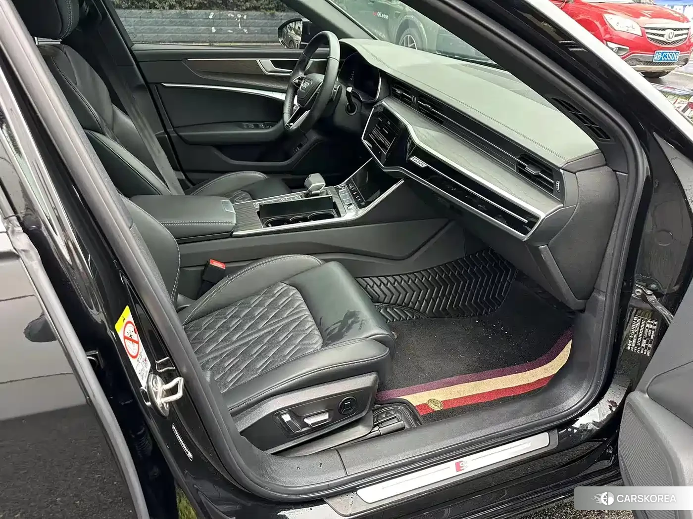Audi A6L id 4681263 из Китая 8