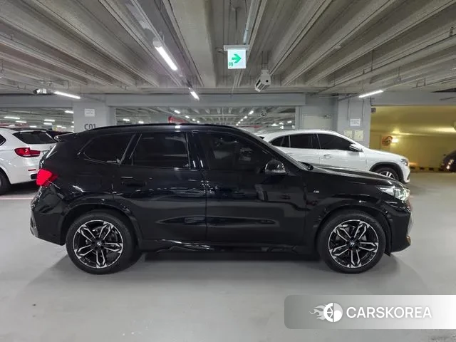 BMW X1 (U11) id 3533325 из Кореи 17
