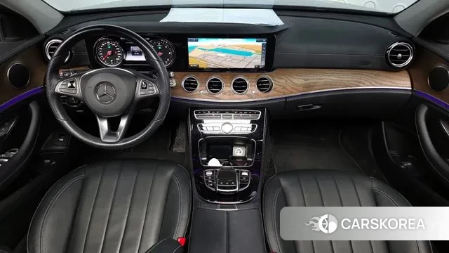 Mercedes-Benz E-Class W213 id 3766669 из Кореи 17