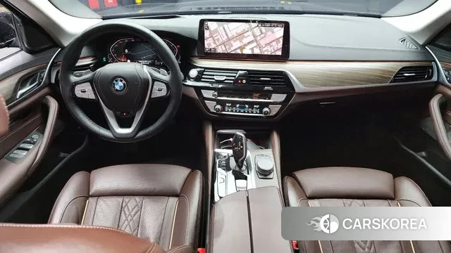 BMW 5 Series (G30) id 3462468 из Кореи 17