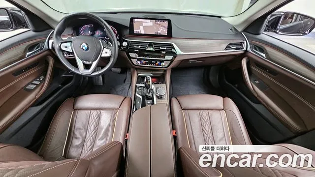 BMW 5 Series (G30) id 2210686 из Кореи 17