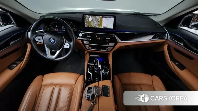 BMW 5 Series (G30) id 3735408 из Кореи 17