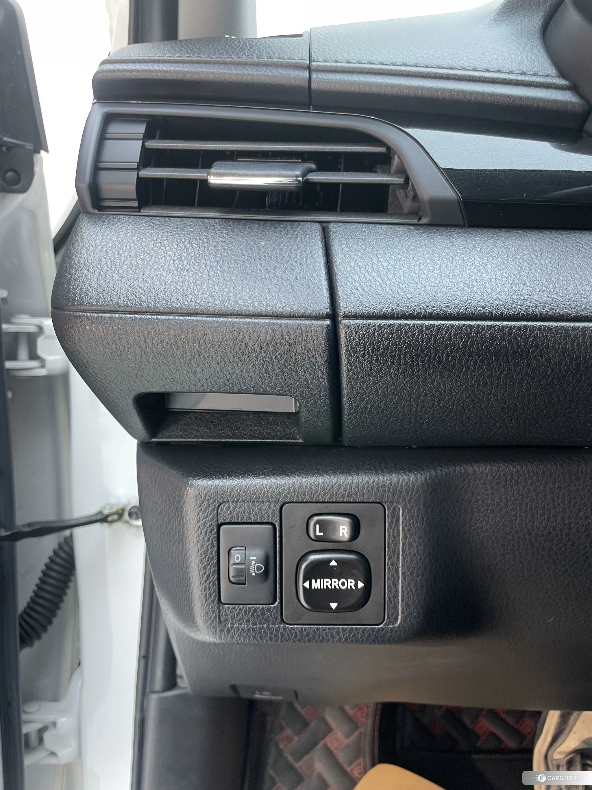Toyota Yaris L id 4515031 из Китая 28