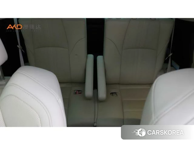 Toyota Wilfa id 4239370 из Китая 8