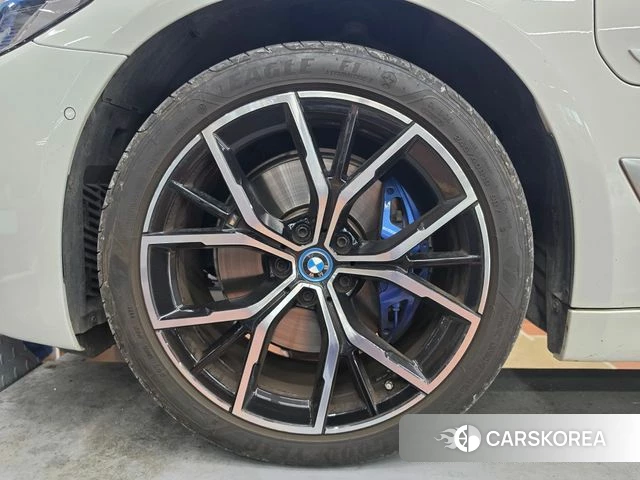 BMW 5 Series (G30) id 4511314 из Кореи 7