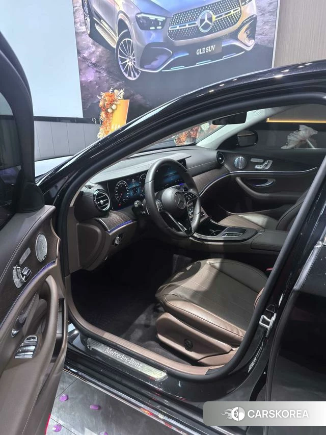 Mercedes-Benz E-class id 4255786 из Китая 7
