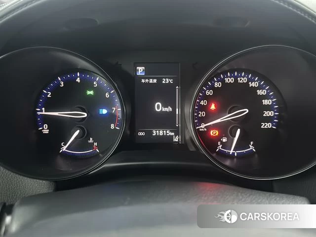 Toyota C-HR id 4221410 из Китая 17