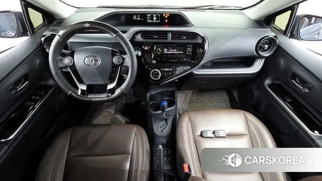 Toyota Prius C id 3188513 из Кореи 17