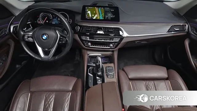 BMW 5 Series (G30) id 3464944 из Кореи 17