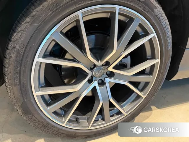 Audi Q8 (4M) id 2994617 из Кореи 13