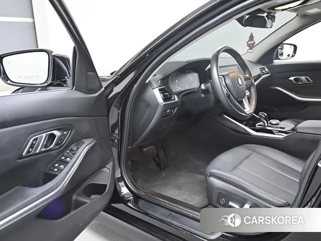 BMW 3 Series (G20) id 3013470 из Кореи 17