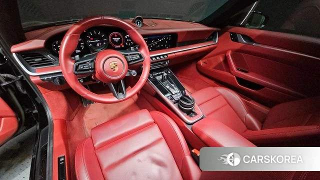Porsche 911(992) id 4243657 из Кореи 34