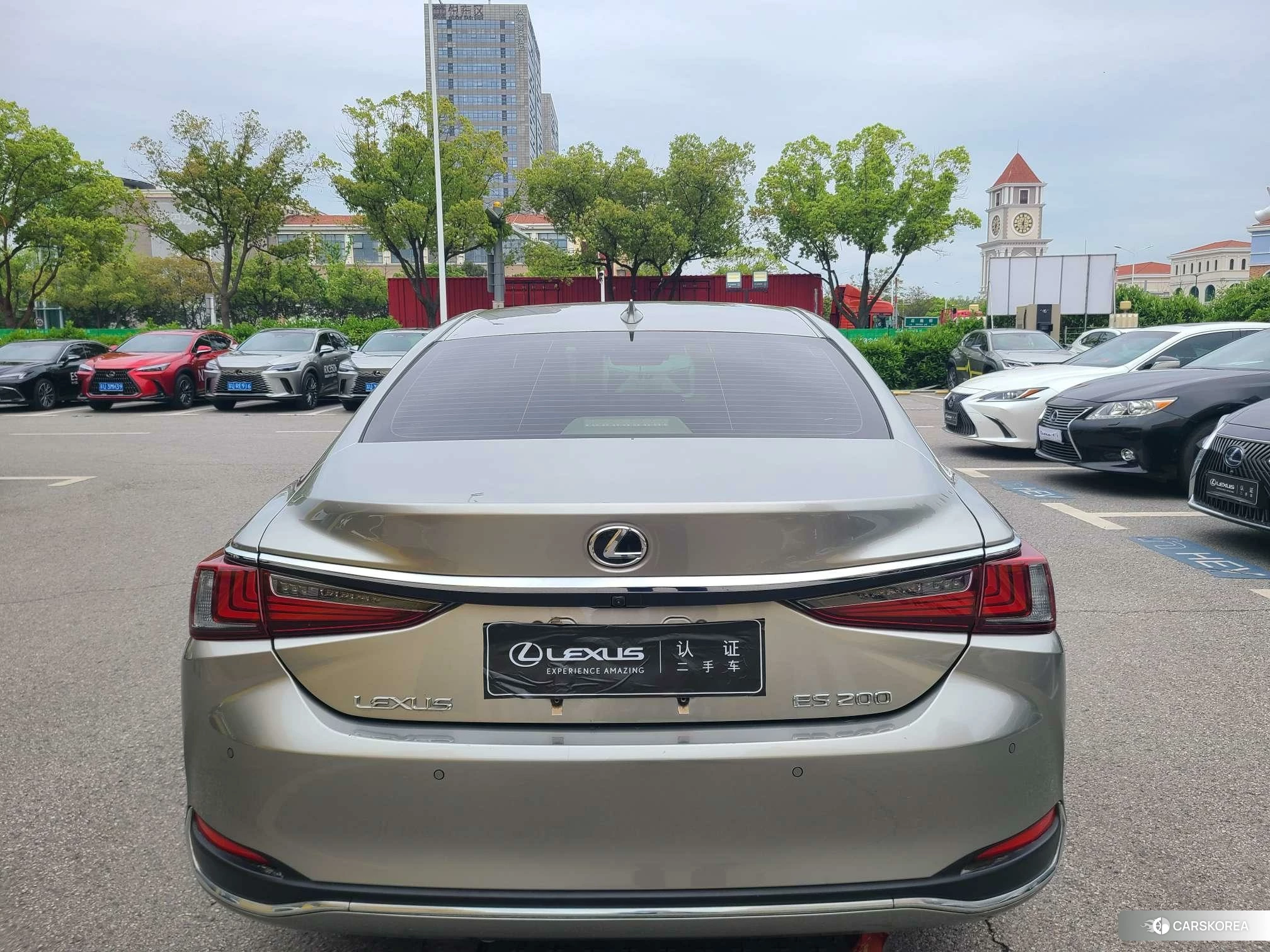 Lexus ES id 4426530 из Китая 9