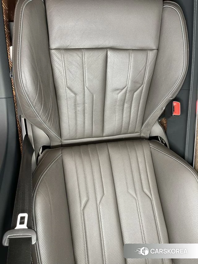 Audi A8 id 4240805 из Китая 16