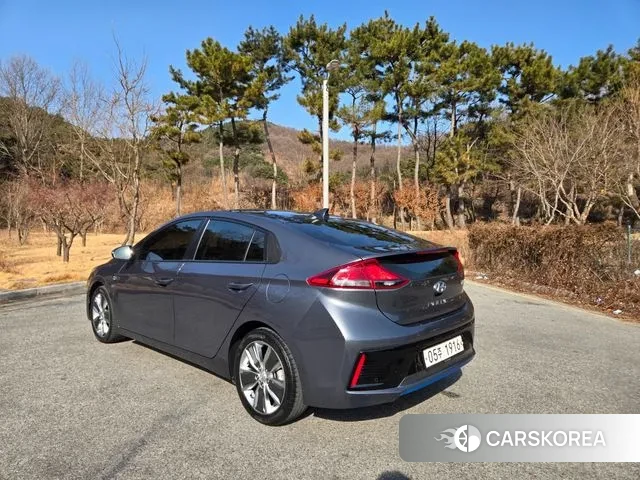 Hyundai Ionic Hybrid id 3583407 из Кореи 17