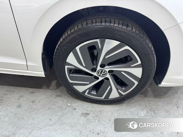 Volkswagen Bora id 4238577 из Китая 26