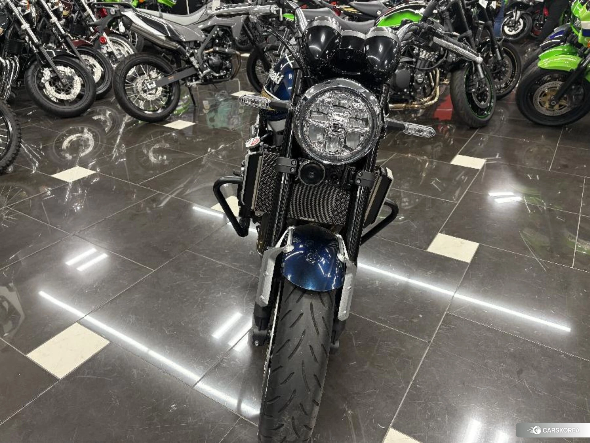Kawasaki Z900RS id 4380178 из Японии 8