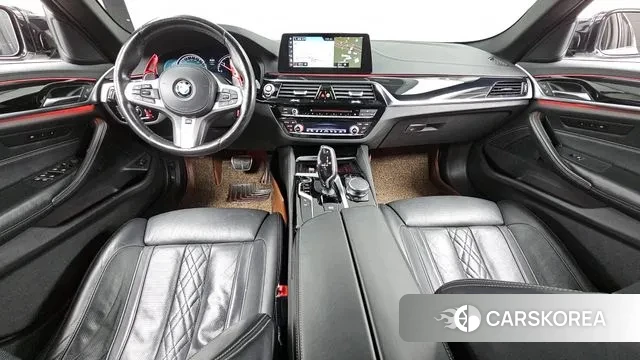 BMW 5 Series (G30) id 3709348 из Кореи 17