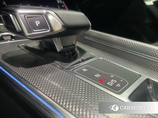 Audi A6L PHEV id 4209839 из Китая 10