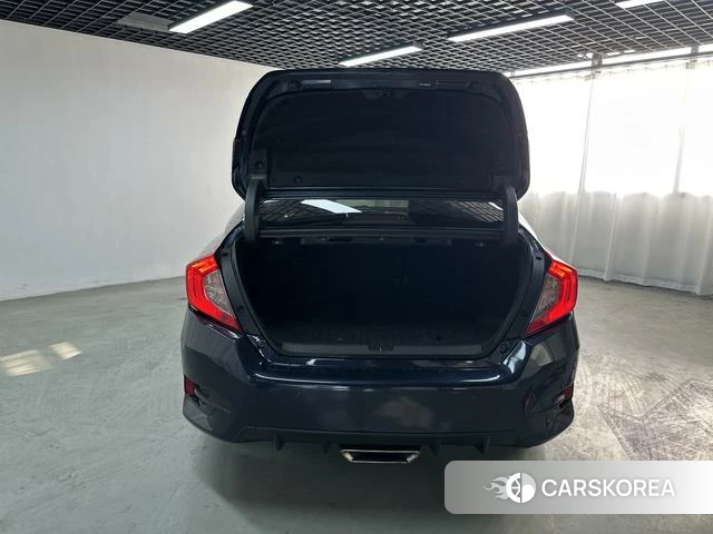 Honda Civic id 4253933 из Китая 17