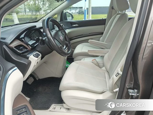 Buick GL8 id 4241254 из Китая 11